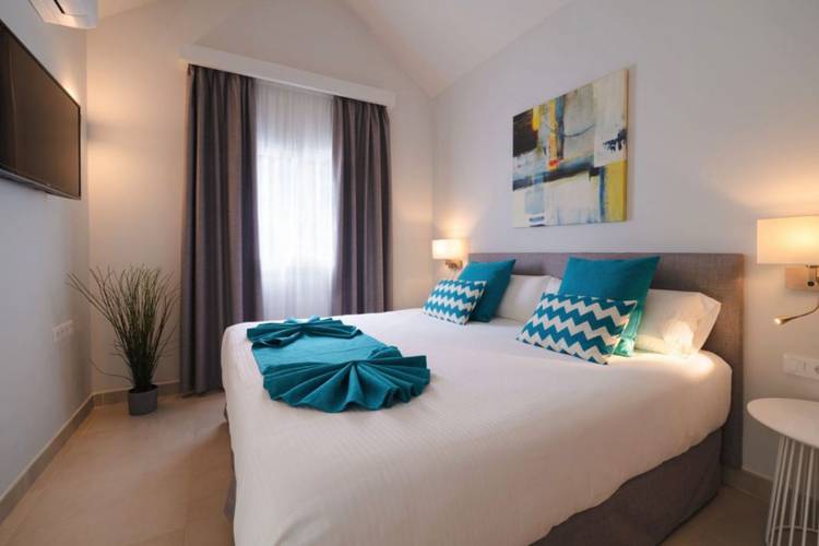  Hotel ILUNION Costa Sal Lanzarote Puerto del Carmen