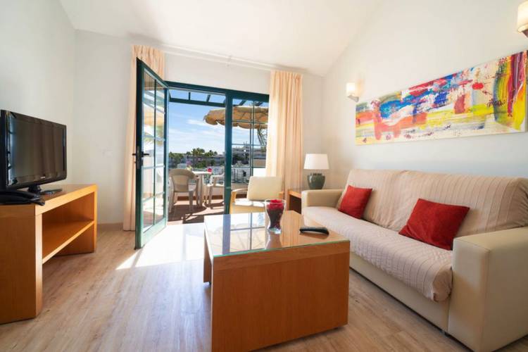  Hotel ILUNION Costa Sal Lanzarote Puerto del Carmen