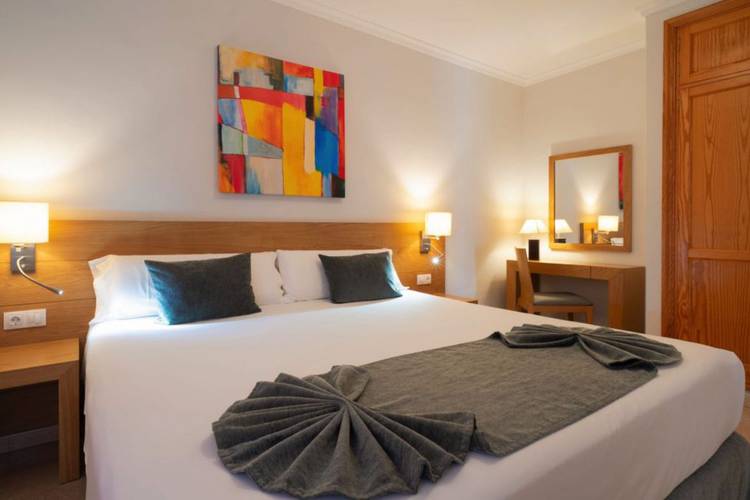  Hotel ILUNION Costa Sal Lanzarote Puerto del Carmen